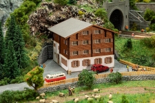 FALLER 232183 - N - Alpenhaus Langwies